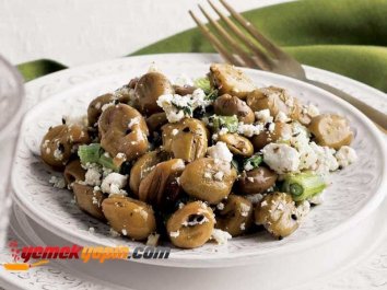 Çökelek Salatası