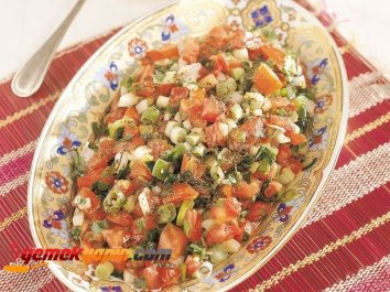 Nar Ekşili Domates Salatası