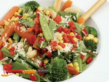Vejeteryan Fiesta Salatası