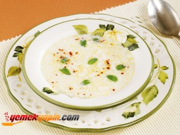 Naneli Patates Çorbası