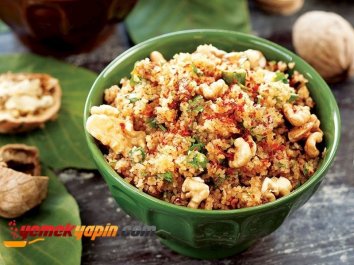 Cevizli İnce Bulgur Salatası