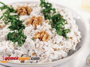 Cevizli Kereviz Salatası