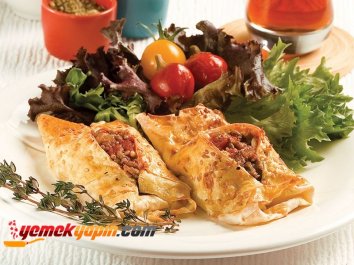 KIYMALI KARNIYARIK BÖREĞİ