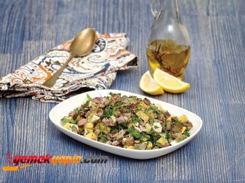 Tavuk Ciğerli Patates Salatası