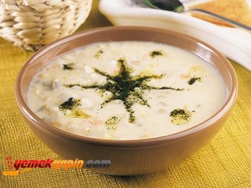 Kırşehir Usulü Yoğurt Çorbası