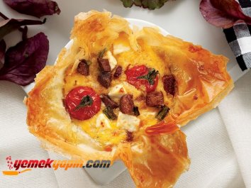 PEYNİRLİ VE SUCUKLU YUFKA TART