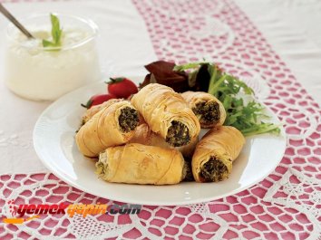 ISPANAKLI MİNİ BÖREK