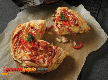 TAVUK ETLİ KOLAY BÖREK