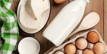 En Pratik Sütlü Yumurta Tarifi