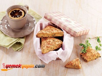 Kepekli Unlu ve Otlu Kurabiye