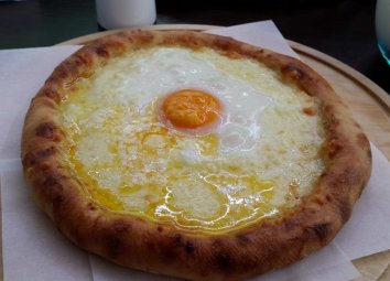 Geleneksel  Trabzon yağlı pide tarifi ve püf noktaları...
