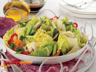 KARIŞIK MARUL SALATASI