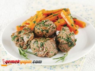 Havuç Garnitürlü Et