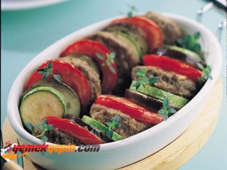 Fırında Sebzeli Köfte