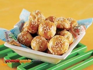 Peynirli Mini Kurabiye