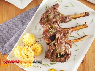 BALLI, SARIMSAKLI MARİNE SOSLU KUZU PİRZOLA