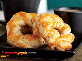 ÇÖREK OTLU HALKA KURABİYE