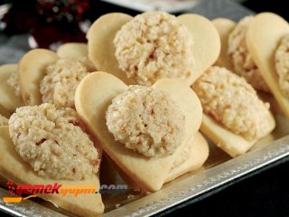 Fındık Dolgulu Kurabiye