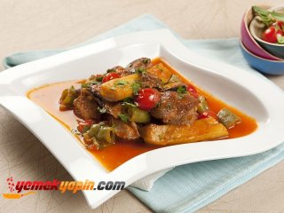 PATLICANLI, DOMATESLİ ET YEMEĞİ