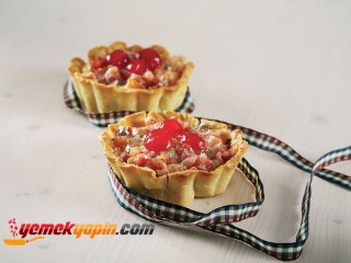 MEYVE ŞEKERLEMELİ TART