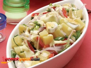 Hardal Soslu Patates Salatası