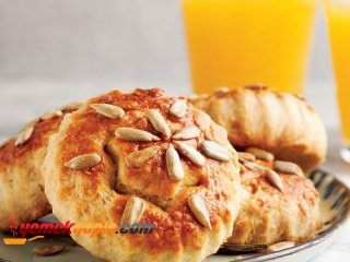 ÇEKİRDEKLİ KURABİYE