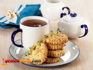 Kekikli ve Hardallı Çıtır Kurabiye