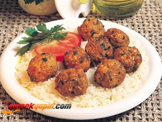 Susamlı Balık Köftesi