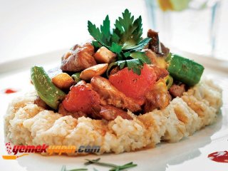 KEŞKEKLİ KUZU ETİ KAVURMA