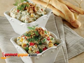 Yoğurtlu Bulgur Salatası