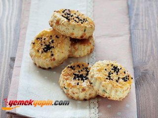 Kaşar Peynirli Tuzlu Kurabiye