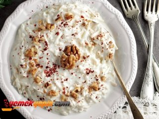 ELMALI KEREVİZ SALATASI