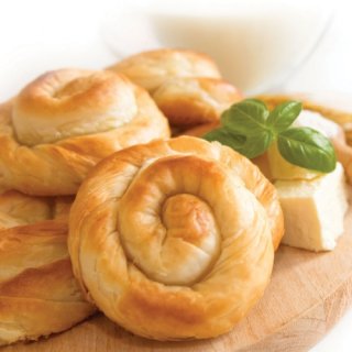 Peynirli Gül Böreği