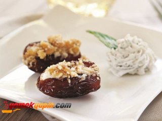Kaymaklı ve Cevizli Hurma Tatlısı