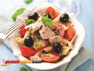 Ton Balıklı Makarna Salatası