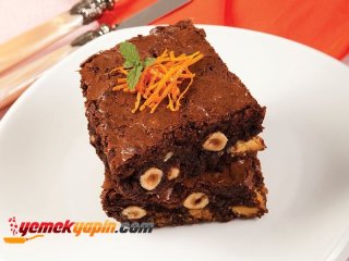 Portakallı ve Beyaz Çikolatalı Brownie