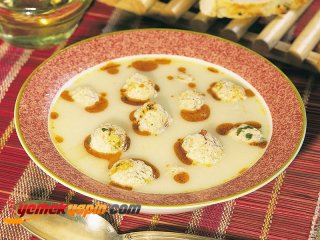 Ekşili Tavuk Köftesi