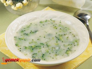Pirinçli Brokoli Çorbası