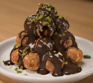 Elmalı Profiterol