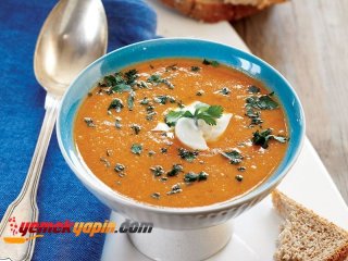 Domatesli Ve Nohutlu Mercimek Çorbası