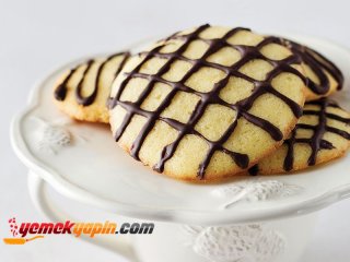ÇİKOLATALI SÜNGER KURABİYE