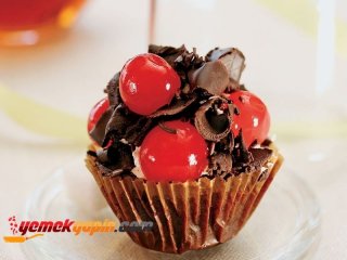 Kakaolu ve Şekerlemeli Kek