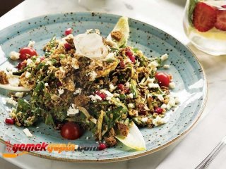 Kinoa Salata