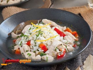Pirinçli Tavuk Çorbası