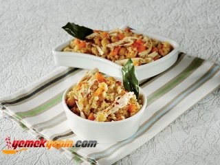 TAVUKLU NOHUTLU BULGUR PİLAVI