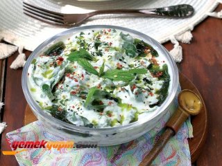 Semizotu Salatası