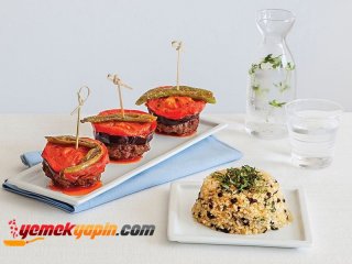 KUŞ ÜZÜMLÜ BULGUR PİLAVI