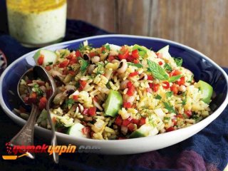 Safranlı Pirinç Salatası