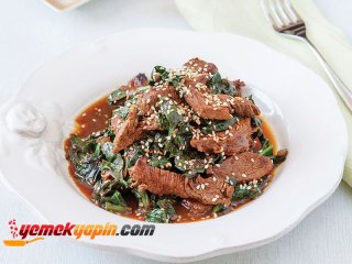 BALLI VE ISPANAKLI BİFTEK