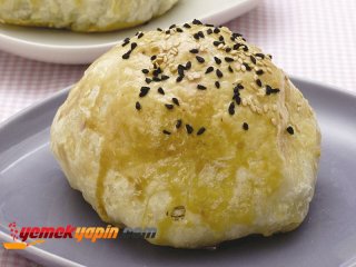 KIYMALI VE PATLICANLI TALAŞ BÖREĞİ